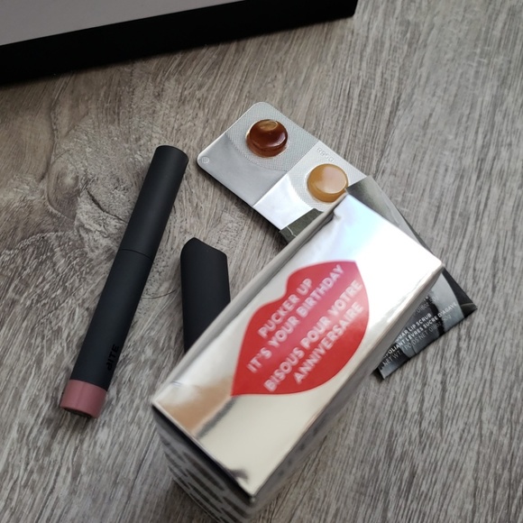 ❌SOLD❌Bites Beauty by Sephora - Picture 4 of 8